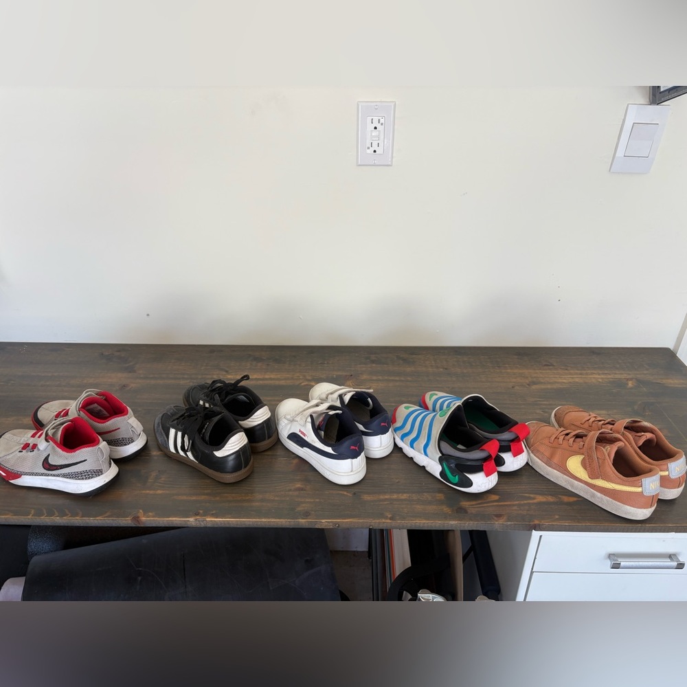 5 pairs of boys sneakers